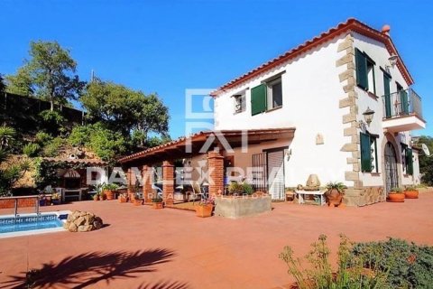 Villa à Lloret de Mar, Girona, Espagne 3 chambres, 130 m2 No. 177124