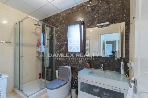 Villa à vendre à Lloret de Mar, Girona, Espagne, 4 chambres, 330 m2 No. 177120 - photo 24
