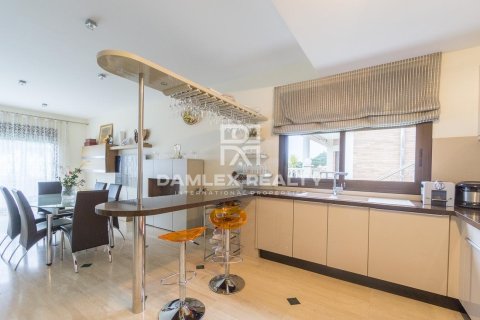 Villa à vendre à Lloret de Mar, Girona, Espagne, 4 chambres, 330 m2 No. 177120 - photo 9