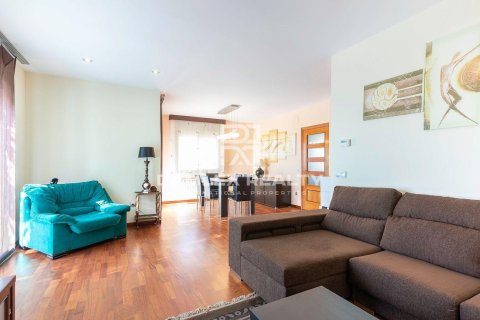 House à vendre à Lloret de Mar, Girona, Espagne, 5 chambres, 365 m2 No. 177121 - photo 5