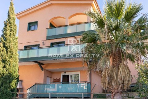 House à Lloret de Mar, Girona, Espagne 5 chambres, 365 m2 No. 177121