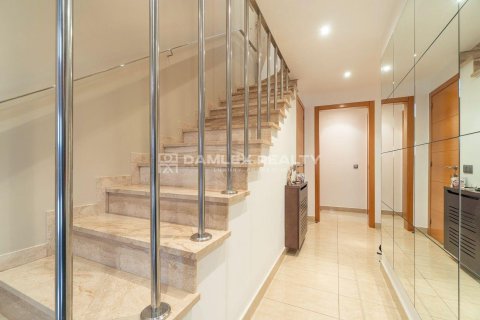 Villa for sale in S'Agaro, Girona, Spain 4 bedrooms, 215 sq.m. No. 177119 - photo 18