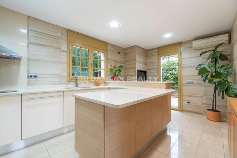 Villa for sale in S'Agaro, Girona, Spain 4 bedrooms, 215 sq.m. No. 177119 - photo 10