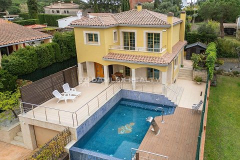 Villa in S'Agaro, Girona, Spain 4 bedrooms, 215 sq.m. No. 177119
