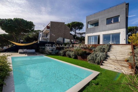 Villa à vendre à Blanes, Girona, Espagne, 4 chambres, 360 m2 No. 177123 - photo 8