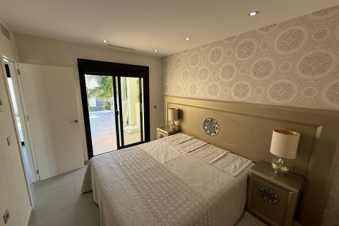 Villa à vendre à Ciudad Quesada, Alicante, Espagne, 3 chambres, 125 m2 No. 165753 - photo 19