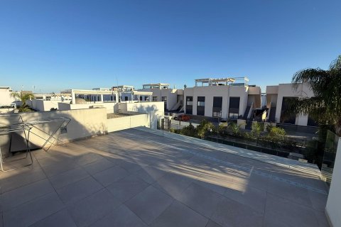 Villa à vendre à Ciudad Quesada, Alicante, Espagne, 3 chambres, 125 m2 No. 165753 - photo 14