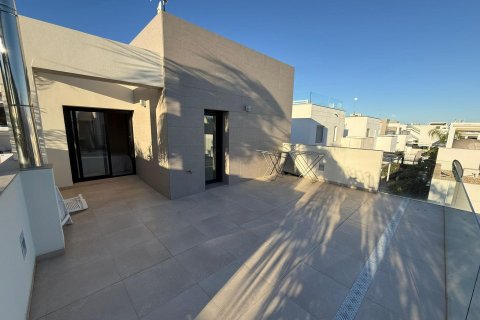 Villa à vendre à Ciudad Quesada, Alicante, Espagne, 3 chambres, 125 m2 No. 165753 - photo 11