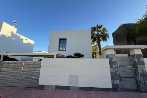 Villa à vendre à Ciudad Quesada, Alicante, Espagne, 3 chambres, 125 m2 No. 165753 - photo 30