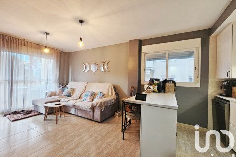 Apartment in Salou, Tarragona, Spain 2 bedrooms, 75 sq.m. No. 153626