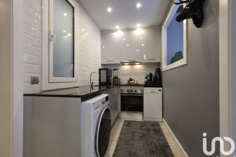 Продажа квартиры в Барселона, Испания 1 спальня, 60м2 №153630 - фото 9