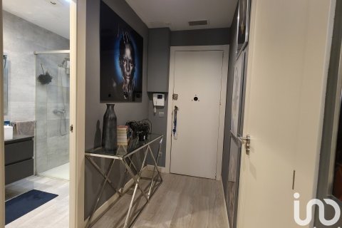 Продажа квартиры в Барселона, Испания 1 спальня, 60м2 №153630 - фото 3