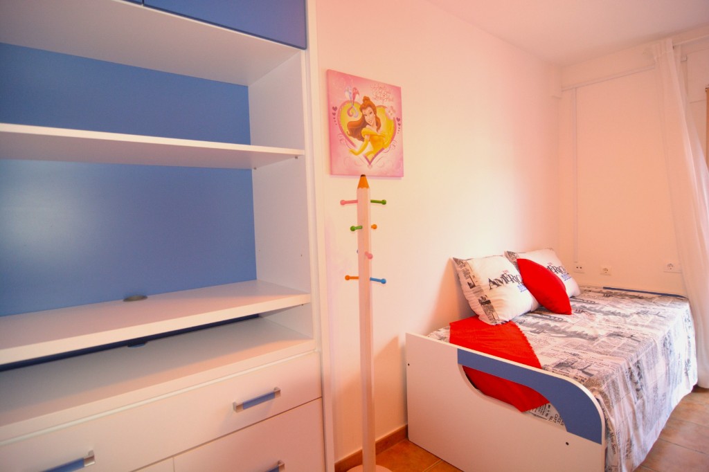 Квартира в Дехеса де Кампоамор, Аликанте, Испания 3 спальни, 85м2 №144966