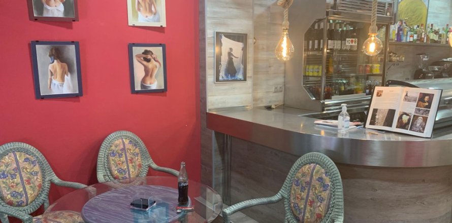 Proprietà commerciale a Alicante, Spagna 101 mq. N° 144971