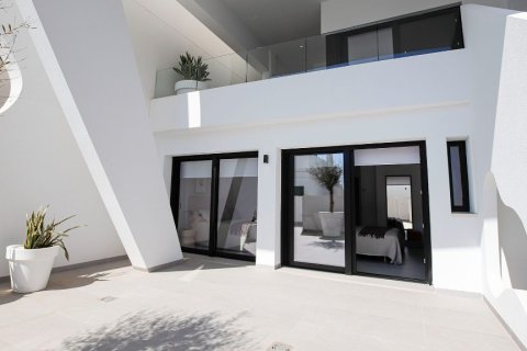 Villa zum Verkauf in Guardamar del Segura, Alicante, Spanien 4 Schlafzimmer, 269 m2 Nr. 144968 - Foto 3