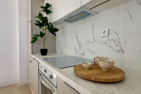 Apartament w Torrevieja, Alicante, Hiszpania 3 sypialnie, 90 mkw. nr 152113 – zdjęcie 20