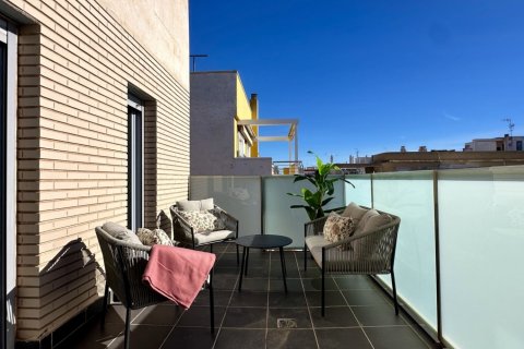 Apartament w Torrevieja, Alicante, Hiszpania 3 sypialnie, 90 mkw. nr 152113 – zdjęcie 26