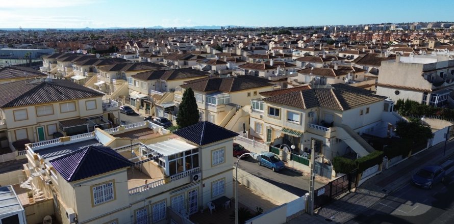 Wohnung in Playa Flamenca II, Alicante, Spanien 2 Schlafzimmer, 75 m2 Nr. 152111