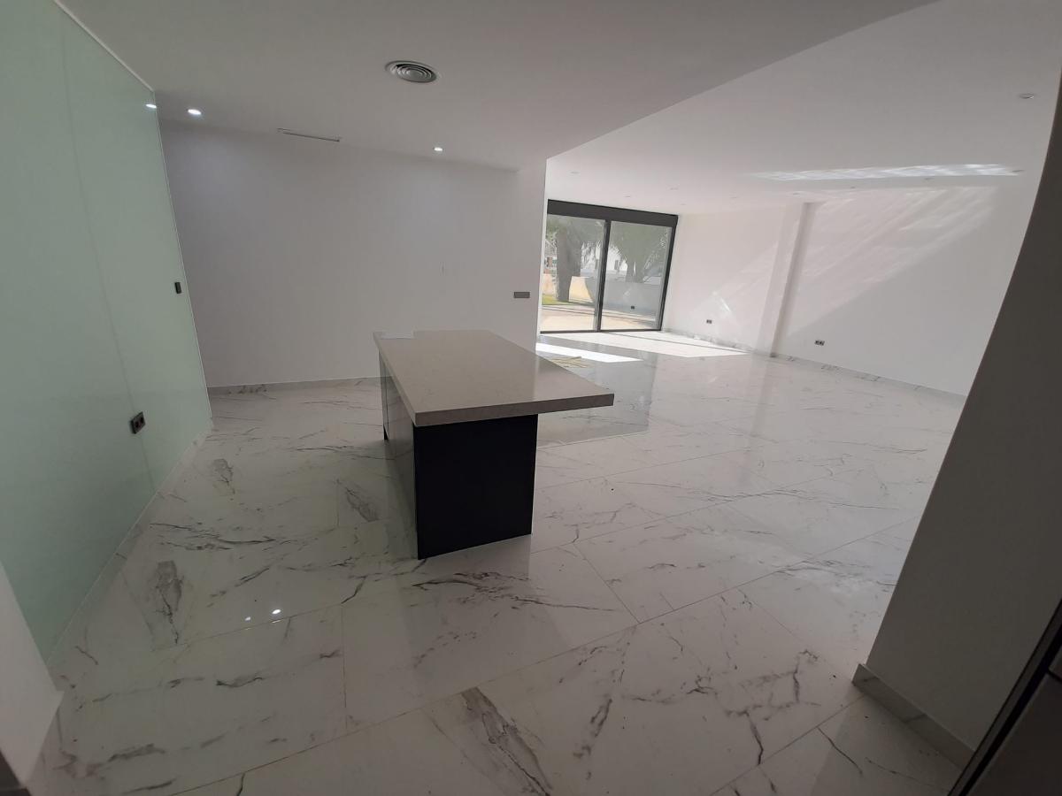Villa in Alicante, Spain 4 bedrooms, 235 sq.m. No. 112941