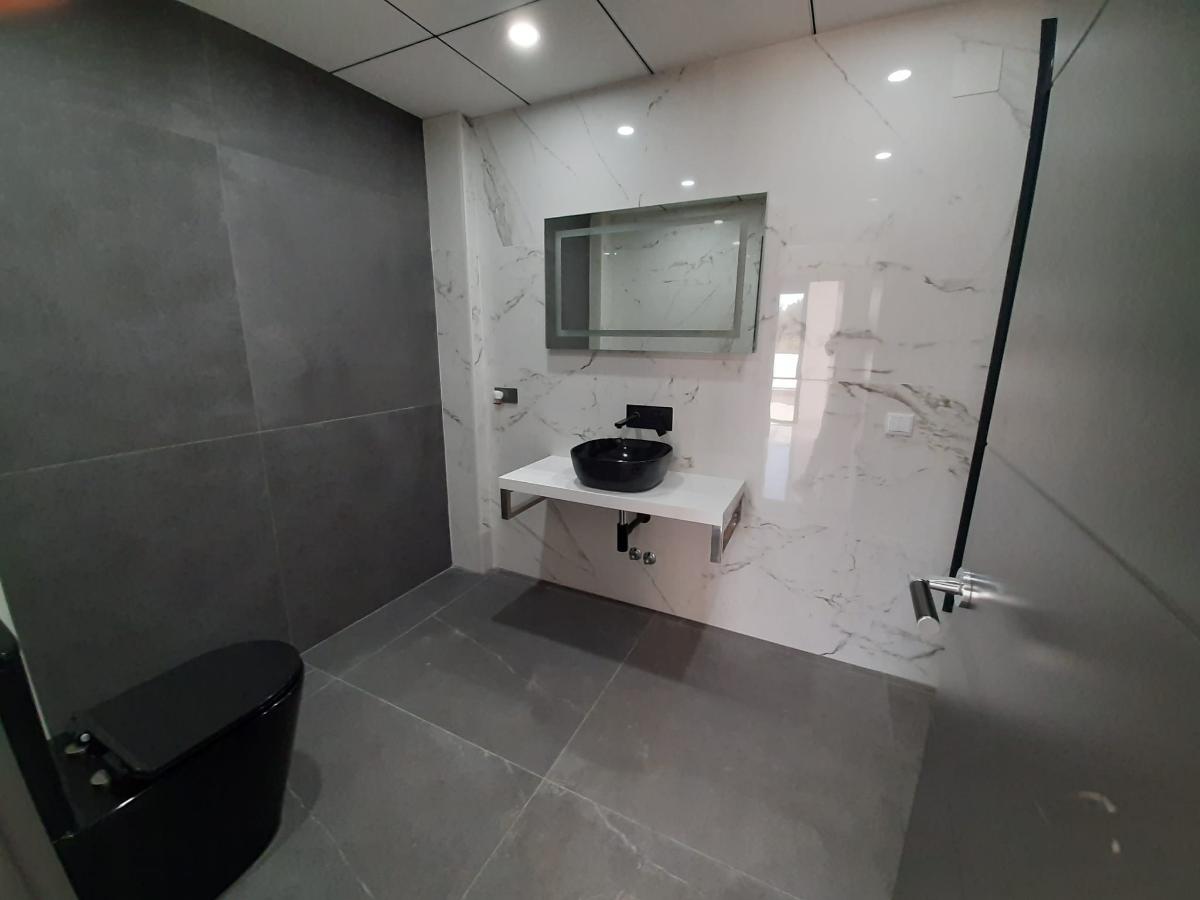 Villa in Alicante, Spain 4 bedrooms, 235 sq.m. No. 112941