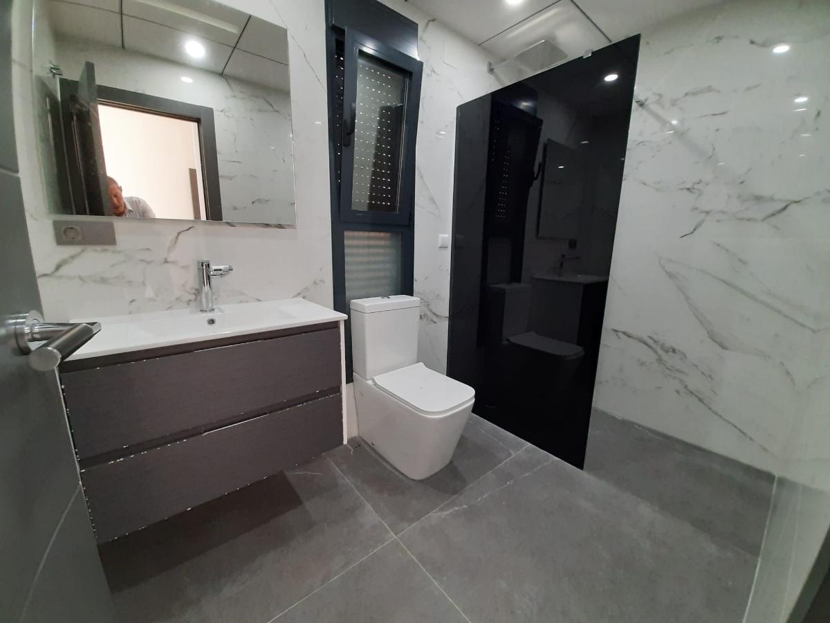 Villa in Alicante, Spain 4 bedrooms, 235 sq.m. No. 112941