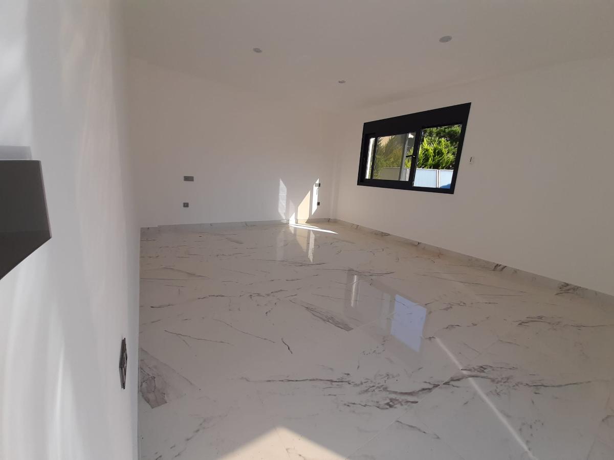 Villa in Alicante, Spain 4 bedrooms, 235 sq.m. No. 112941