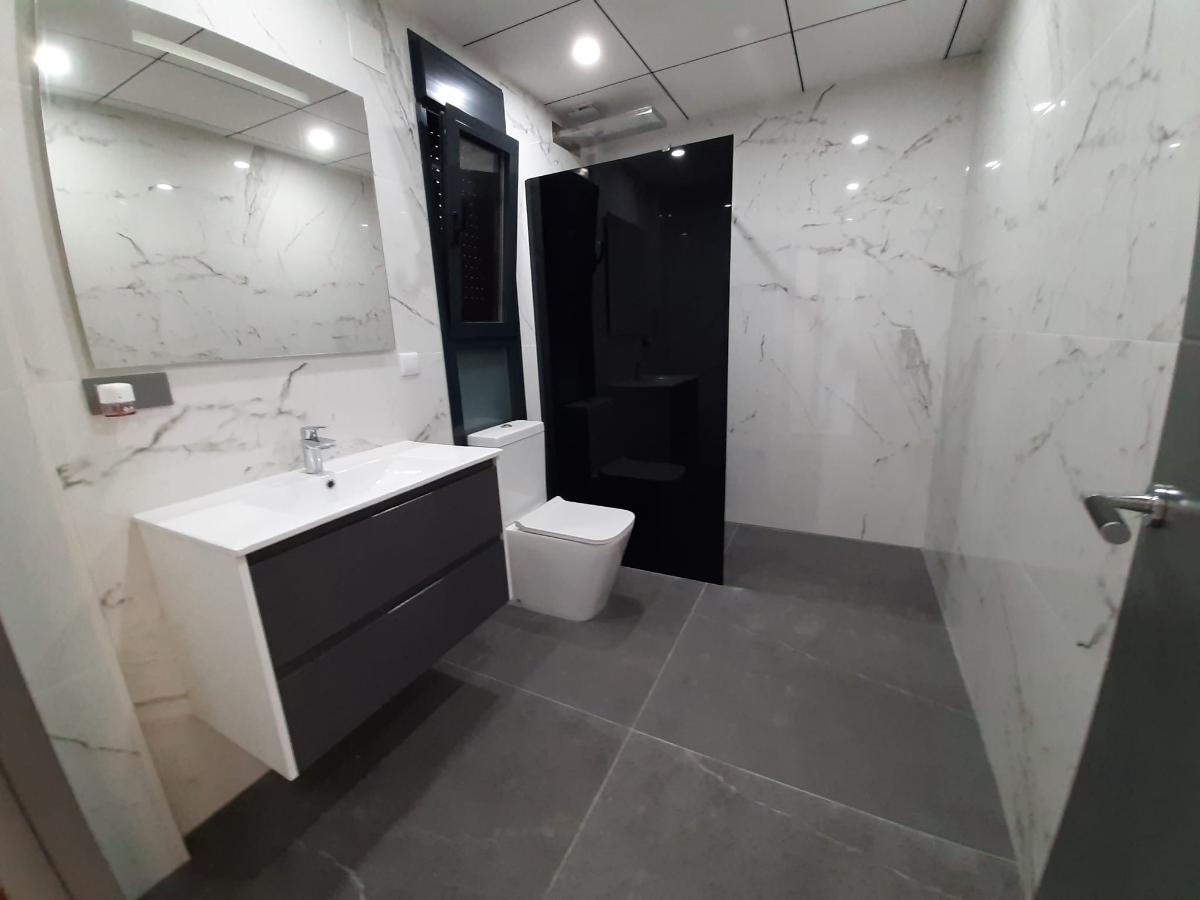 Villa in Alicante, Spain 4 bedrooms, 235 sq.m. No. 112941