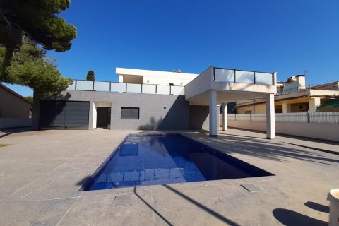 Villa à vendre Alicante, Espagne, 4 chambres, 250 m2 No. 112941 - photo 1