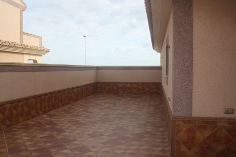 Kamienica w Torrevieja, Alicante, Hiszpania 2 sypialnie, 225 mkw. nr 188865 – zdjęcie 18