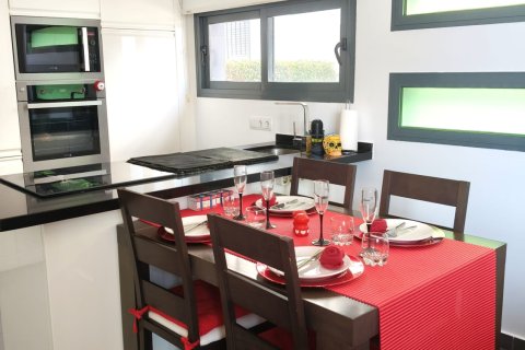 Kamienica w Alicante, Hiszpania 3 sypialnie, 168 mkw. nr 140301 – zdjęcie 12