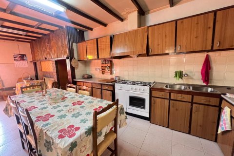 Townhouse zum Verkauf in Pinoso, Alicante, Spanien 6 Schlafzimmer, 260 m2 Nr. 140305 - Foto 3