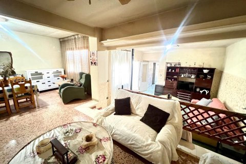 Townhouse zum Verkauf in Pinoso, Alicante, Spanien 6 Schlafzimmer, 260 m2 Nr. 140305 - Foto 5