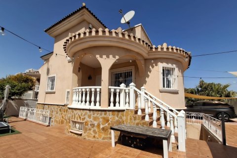 Villa i Ciudad Quesada, Alicante, Spanien 4 sovrum, 164 kvm. Nr. 196335