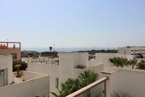 Tvåvåningslägenhet till salu i Guardamar del Segura, Alicante, Spanien 4 sovrum, 123 kvm. Nr. 196334 - foto 25