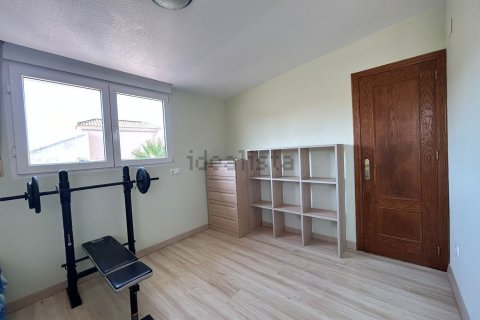 Villa till salu i Guardamar del Segura, Alicante, Spanien 5 sovrum, 216 kvm. Nr. 196333 - foto 23