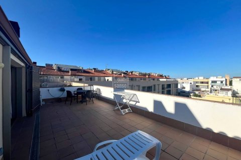 Huoneisto myytävänä Ciutadella De Menorca, Menorca, Espanja, 1 makuuhuone, 61 m2 No. 149896 - kuva 12