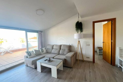 Huoneisto myytävänä Ciutadella De Menorca, Menorca, Espanja, 1 makuuhuone, 61 m2 No. 149896 - kuva 3