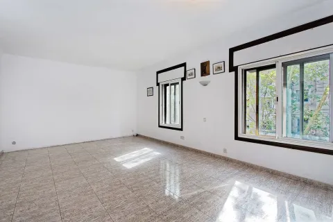 Apartamento en venta en Barcelona, España 5 dormitorios, 165 m2 No. 140963 - foto 3