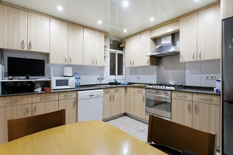 Apartamento en venta en Barcelona, España 5 dormitorios, 165 m2 No. 140963 - foto 11