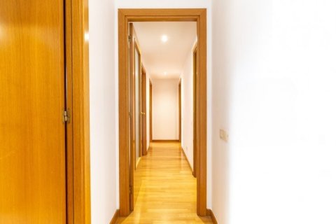 Apartment à vendre à Sant Cugat Del Valles, Barcelona, Espagne, 3 chambres, No. 140967 - photo 5