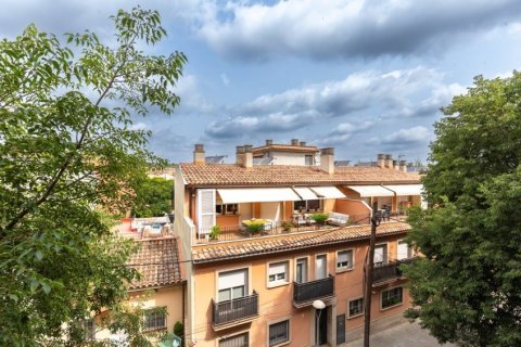 Apartment à vendre à Sant Cugat Del Valles, Barcelona, Espagne, 3 chambres, No. 140967 - photo 3
