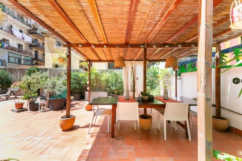 Apartamento en venta en Barcelona, España 7 dormitorios, No. 140962 - foto 4