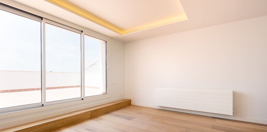 Apartamento en Barcelona, España No. 140964