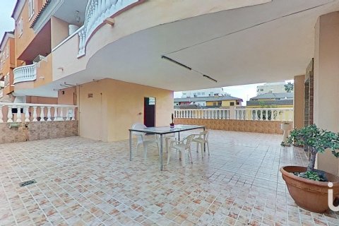 Māja pārdošanā Grao De Moncofar, Castellon, Spānijā 3 istabas, 164 m2 Nr. 153860 - attēls 3