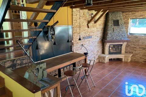 Сasa en venta en Villaturiel, León, España 3 dormitorios, 330 m2 No. 153856 - foto 19