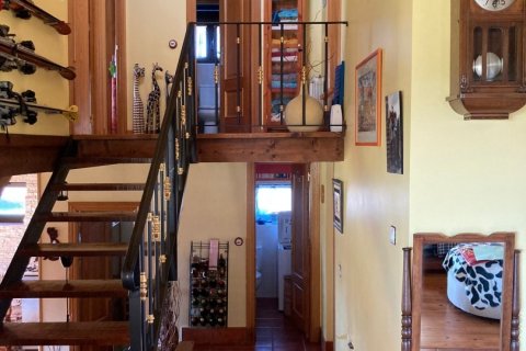 Сasa en venta en Villaturiel, León, España 3 dormitorios, 330 m2 No. 153856 - foto 22