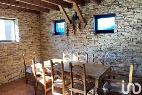 Сasa en venta en Villaturiel, León, España 3 dormitorios, 330 m2 No. 153856 - foto 18