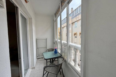 Apartment for sale in Torrevieja, Alicante, Spain 1 bedroom, 54 sq.m. No. 184256 - photo 21