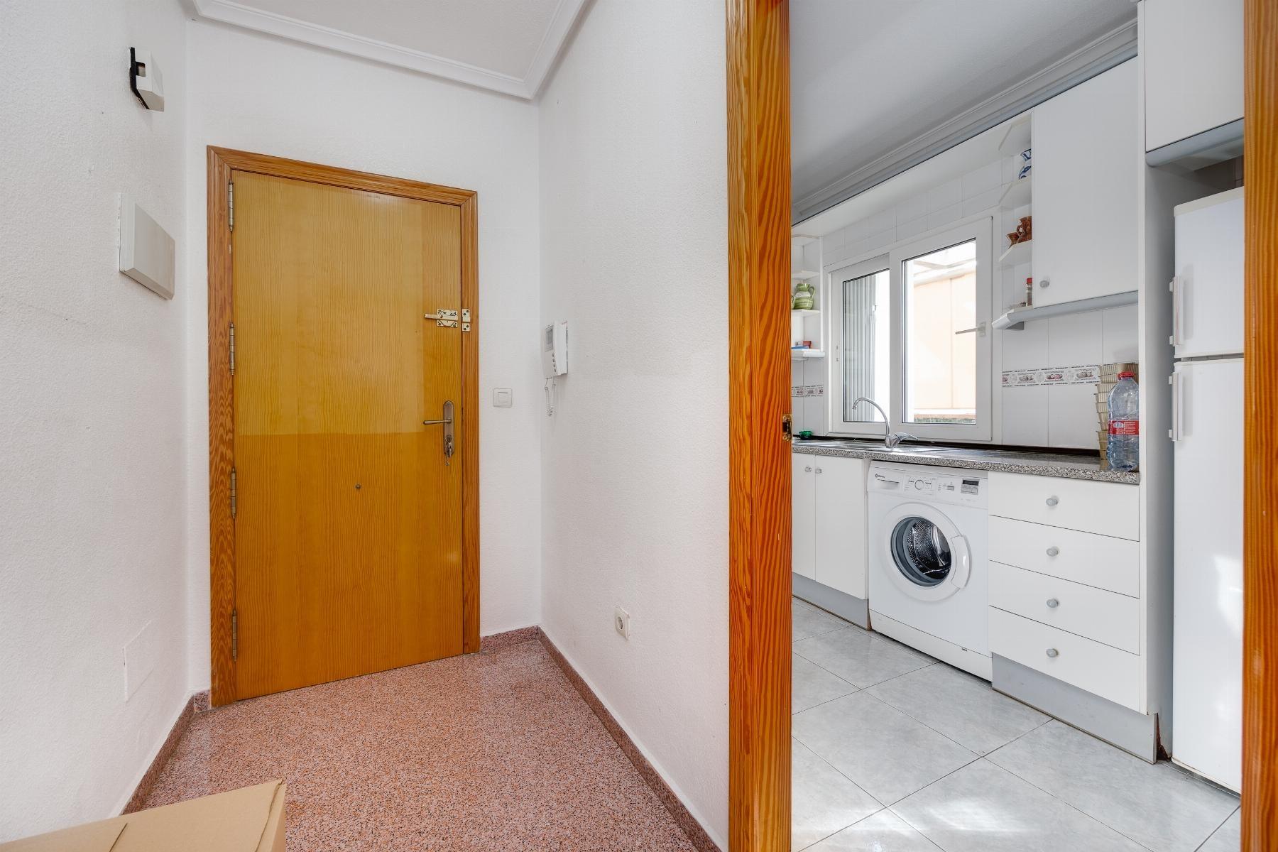 Apartament w Torrevieja, Alicante, Hiszpania 2 sypialnie, 80 mkw. nr 184259