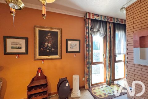 Lokal usługowy w Mora d'Ebre, Tarragona, Hiszpania 826 mkw. nr 188156 – zdjęcie 23